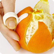 Orangenschäler Finger